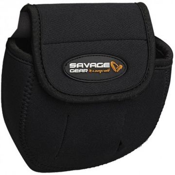 Husa neopren Savage Gear pentru mulineta (Marime: M)