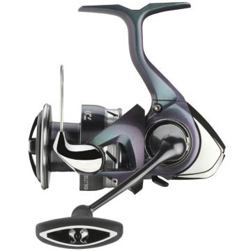 Mulineta Daiwa 24 Regal LT (Marime Tambur: 2000)